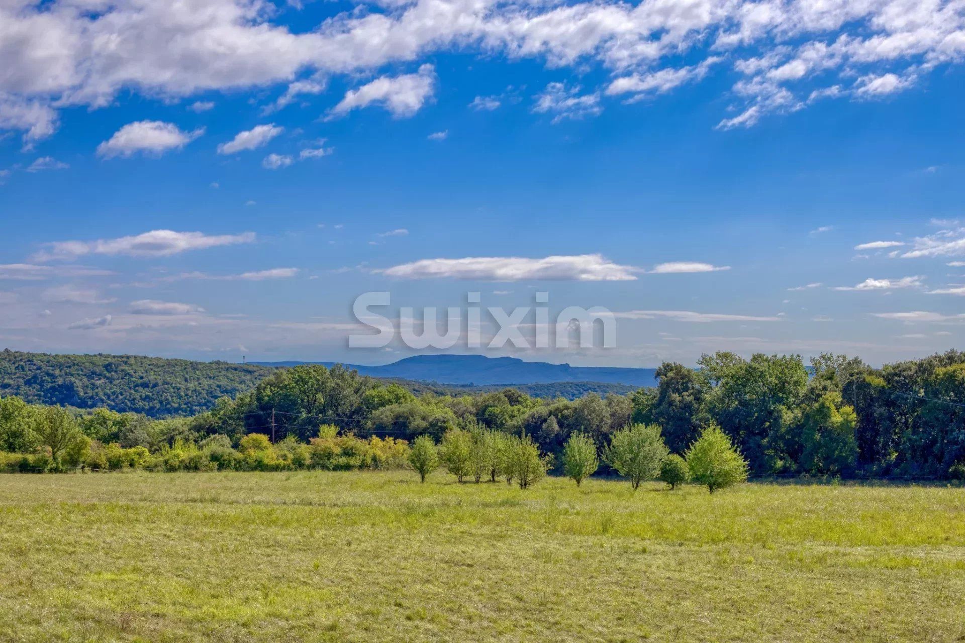 property 12 Rooms for sale on Alès (30100)