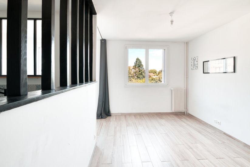 apartment 1 room for sale on FONTENAY LE FLEURY (78330) Sale Apartment Fontenay-le-Fleury 1 room 31 m²