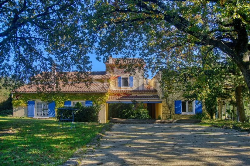 Venta Propiedad Alès 15 Salas 355 m²