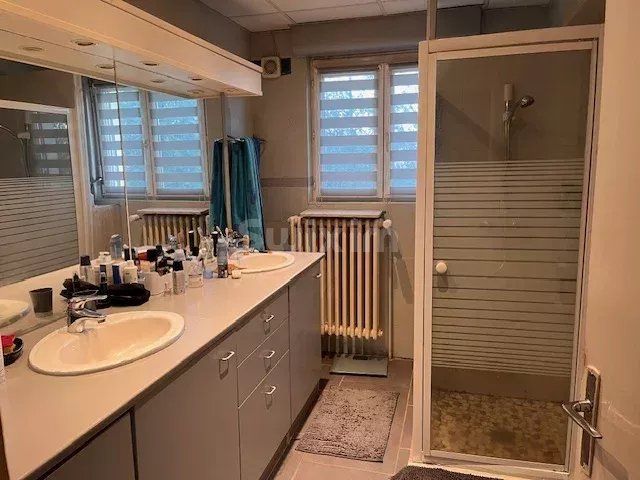 casa 6 Quartos para venda sobre Château-Salins (57170)