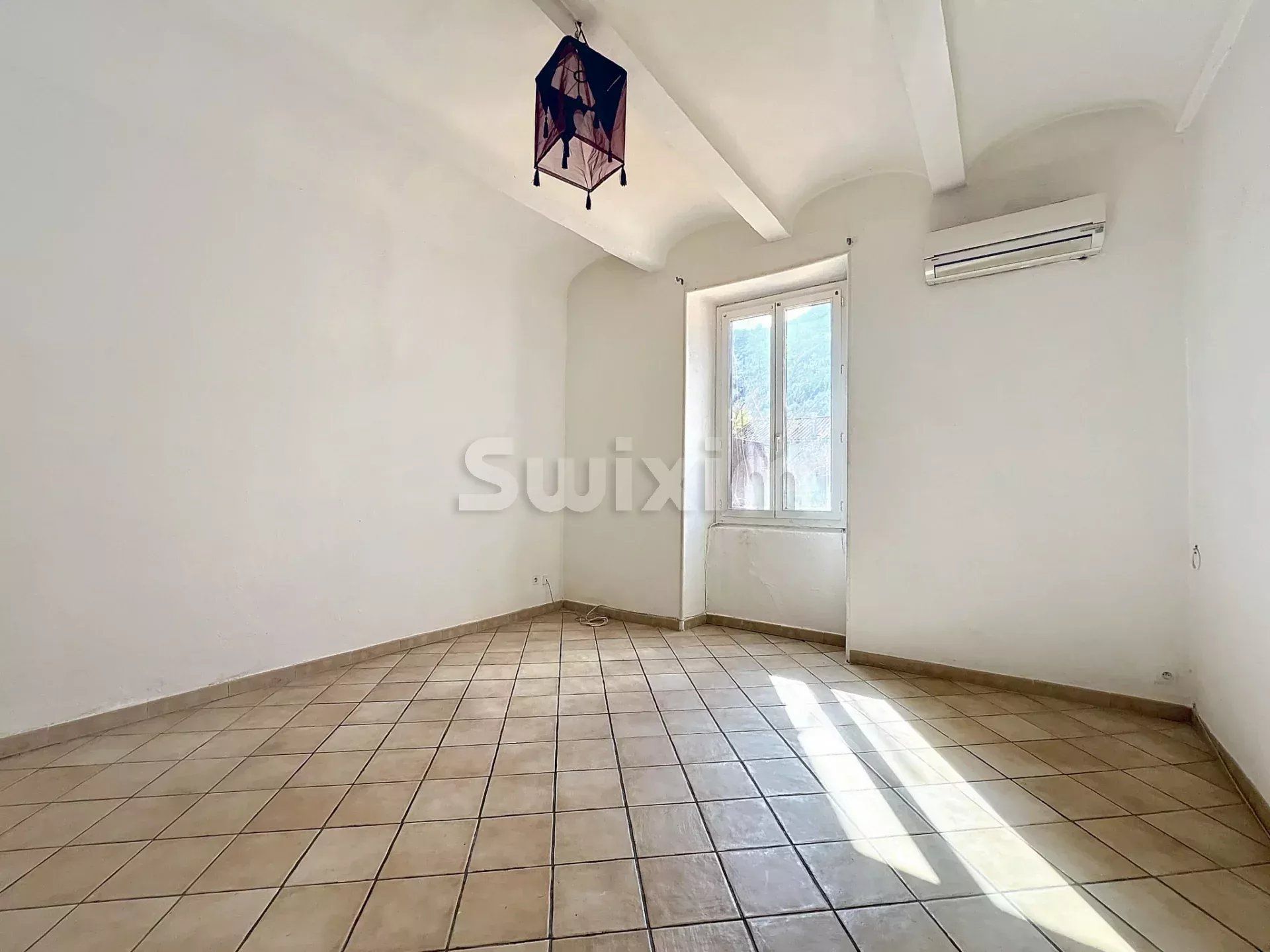 apartment 2 Rooms for sale on Bessèges (30160)