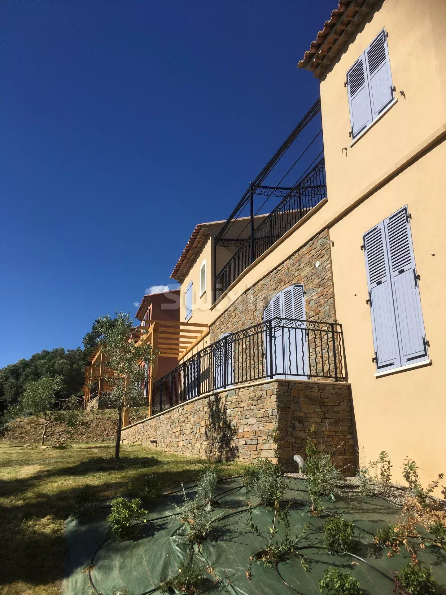 villa 7 Zimmer zum verkauf auf Saint-Tropez (83990)