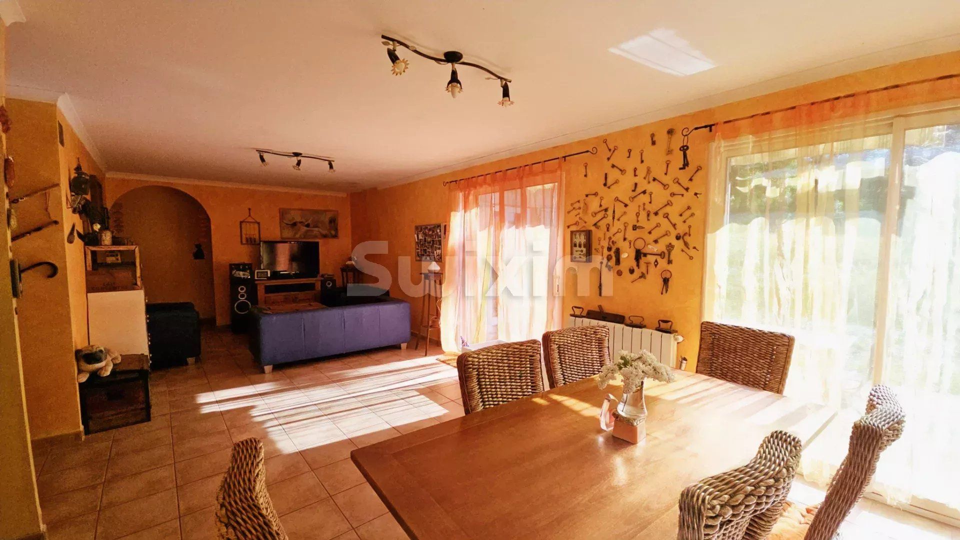 villa 7 Salas en venta en Lédenon (30210)