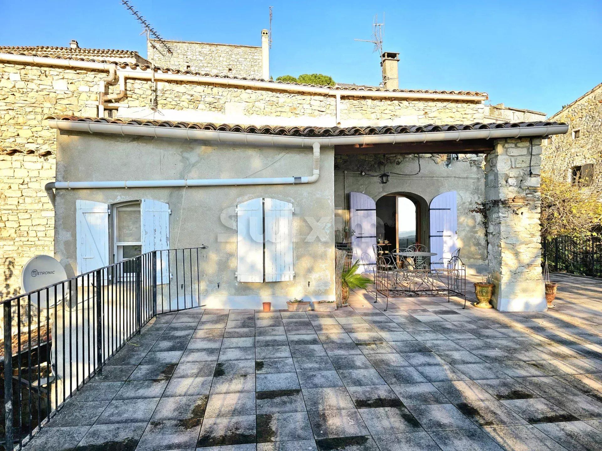 immeuble 6 Pièces en vente sur Vézénobres (30360)