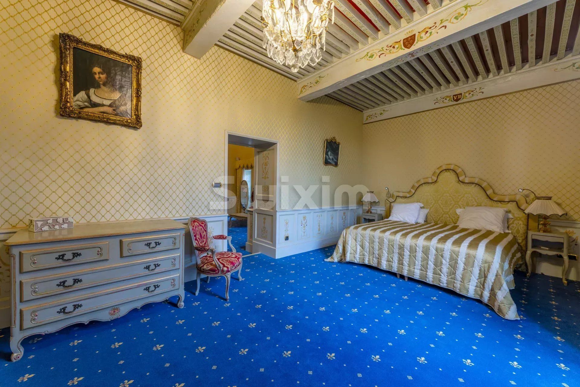 propiedad 21 Salas en venta en Villefranche-sur-Saône (69400)