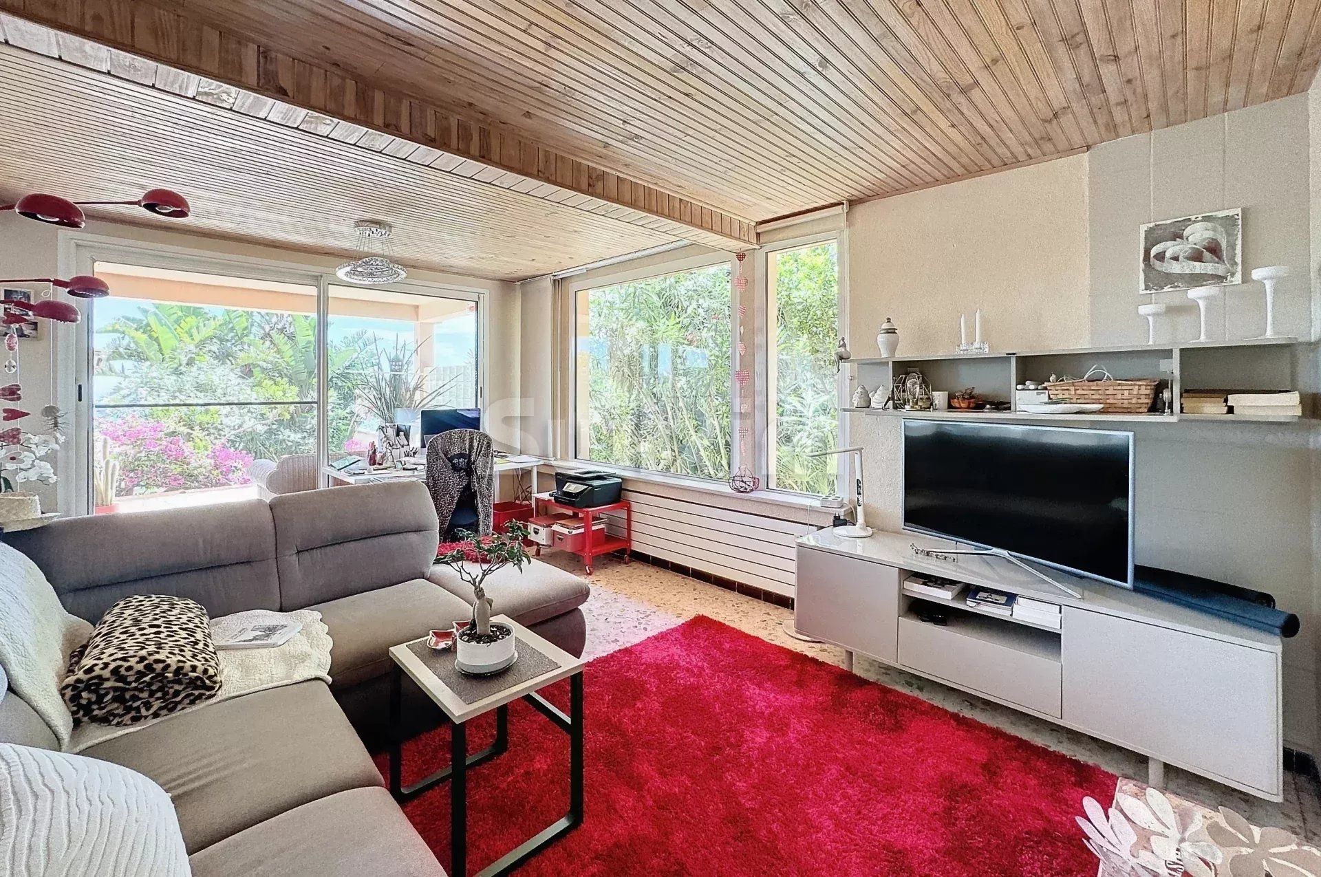 villa 23 Zimmer zum verkauf auf Hyères (83400)