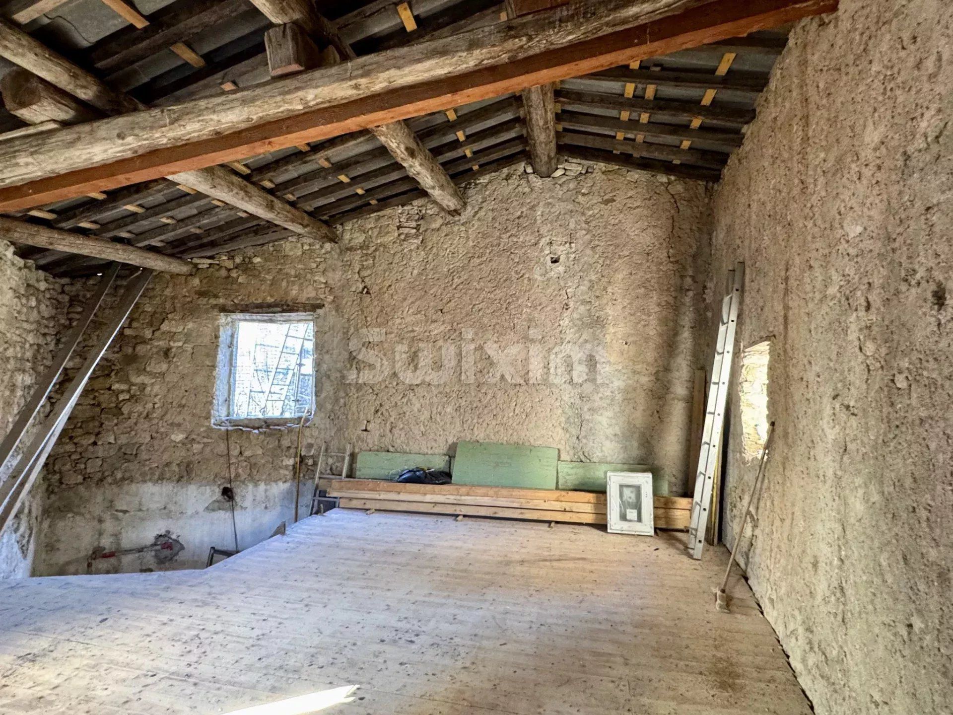 casa 3 Quartos para venda sobre Collorgues (30190)