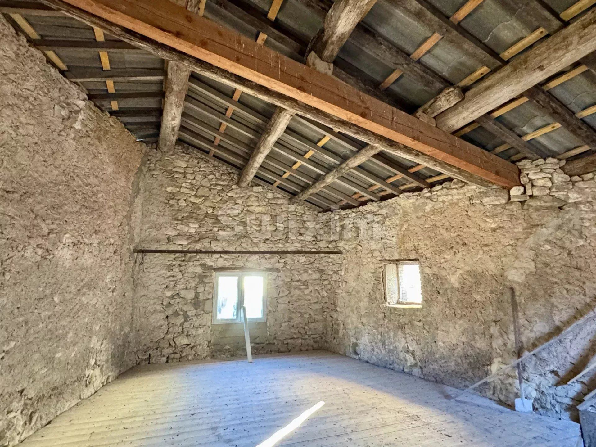 casa 3 Quartos para venda sobre Collorgues (30190)