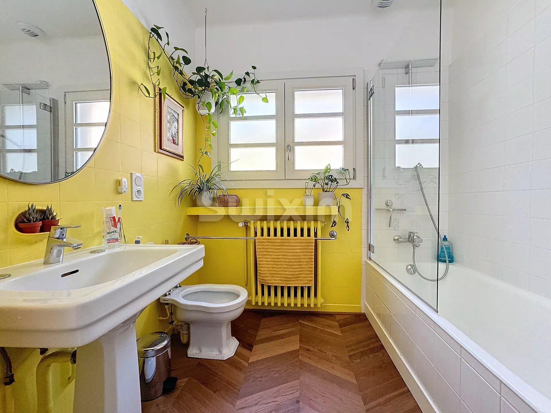 chalet 10 Rooms for sale on Passy (74190)