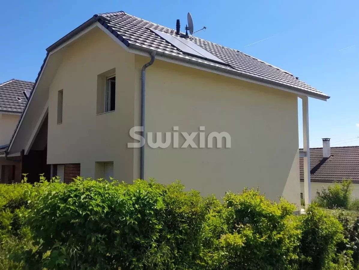 house 4 Rooms for sale on Challex (01630)
