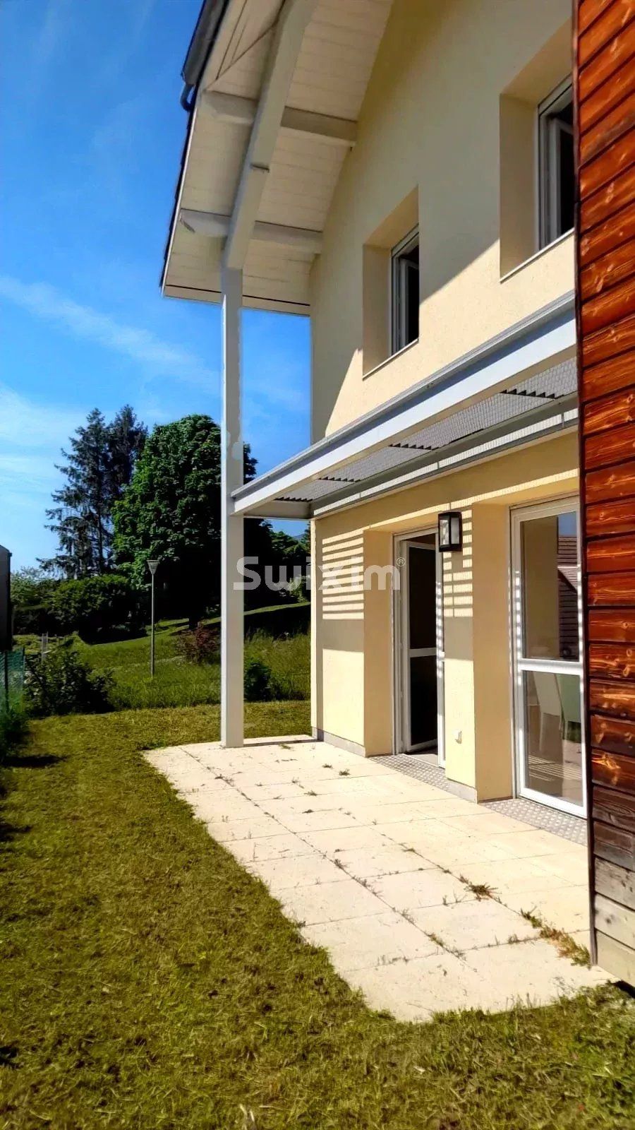 house 4 Rooms for sale on Challex (01630)