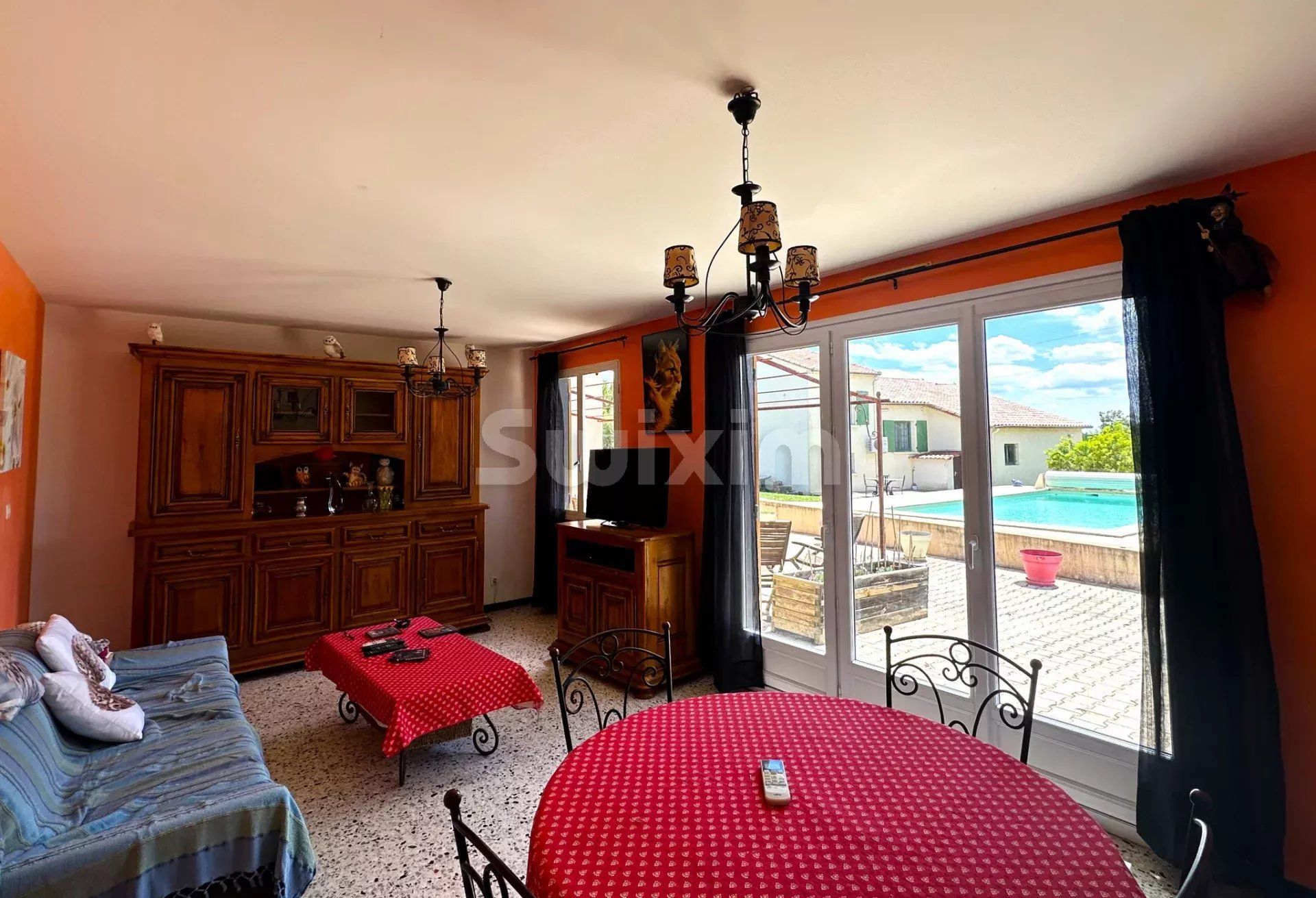 villa 12 Rooms for sale on Saint-Just-et-Vacquières (30580)