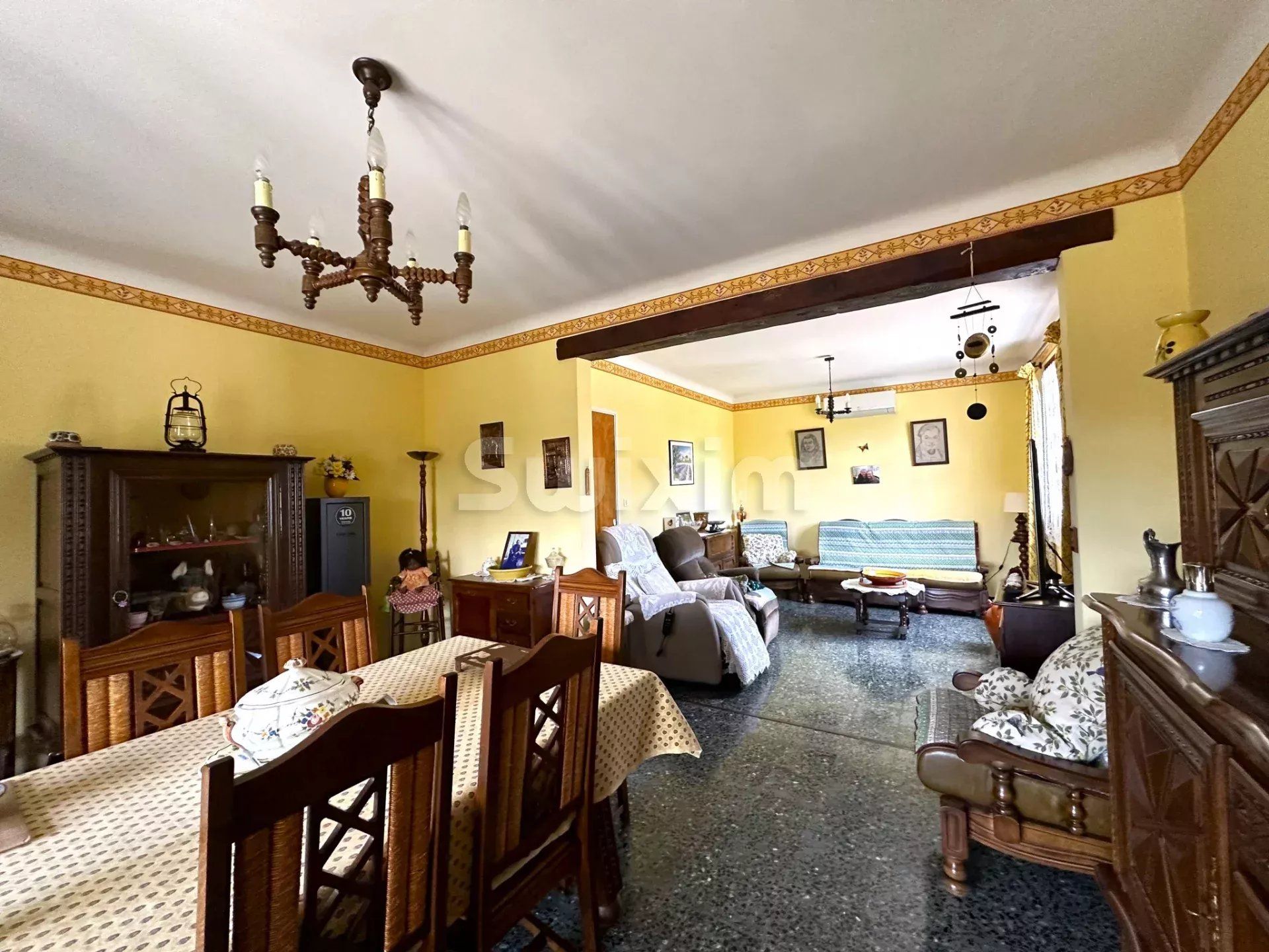 villa 12 Rooms for sale on Saint-Just-et-Vacquières (30580)