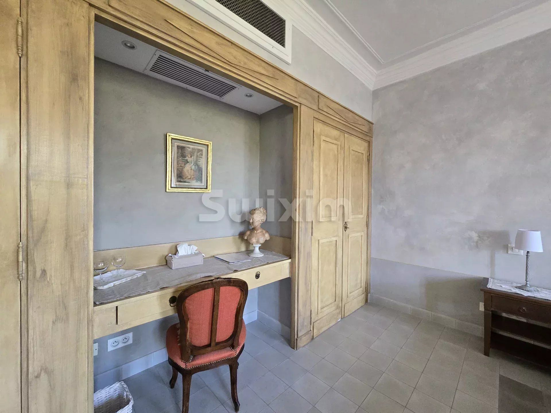 bastide 16 Camere in vendita su Nyons (26110)