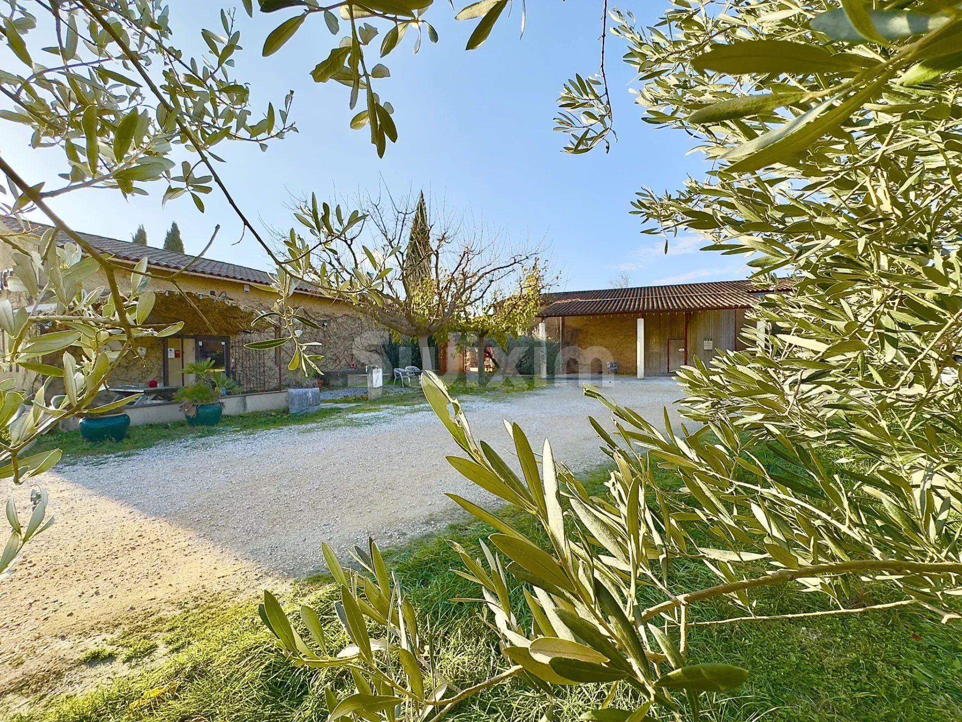 anwesen 10 Zimmer zum verkauf auf Uzès (30700)