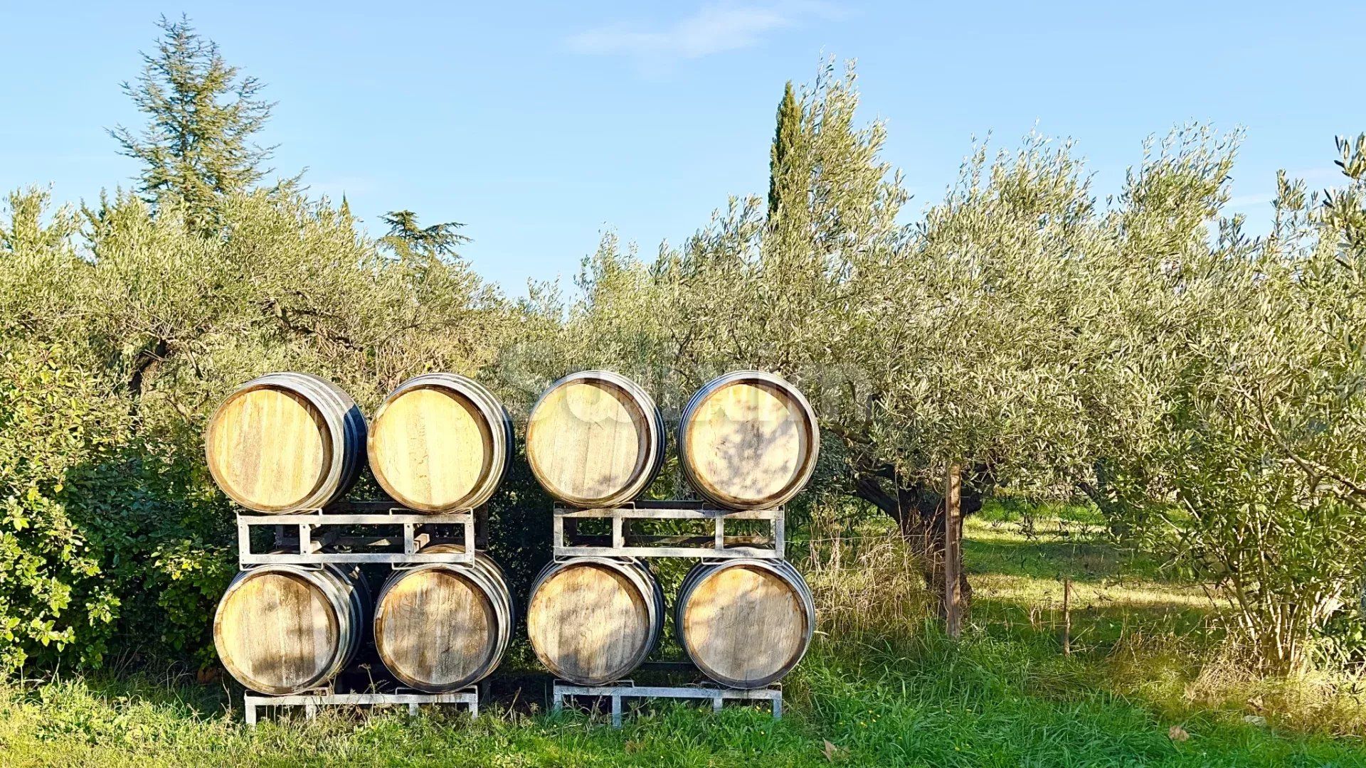 anwesen 10 Zimmer zum verkauf auf Uzès (30700)