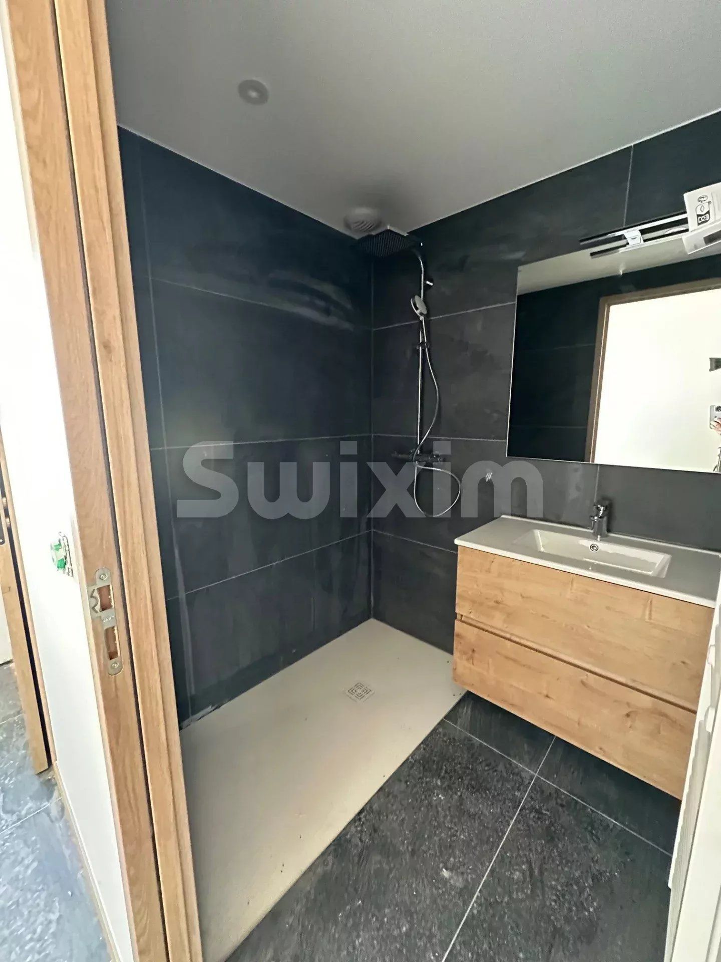 appartement 2 Zimmer zum verkauf auf Les Déserts (73230)