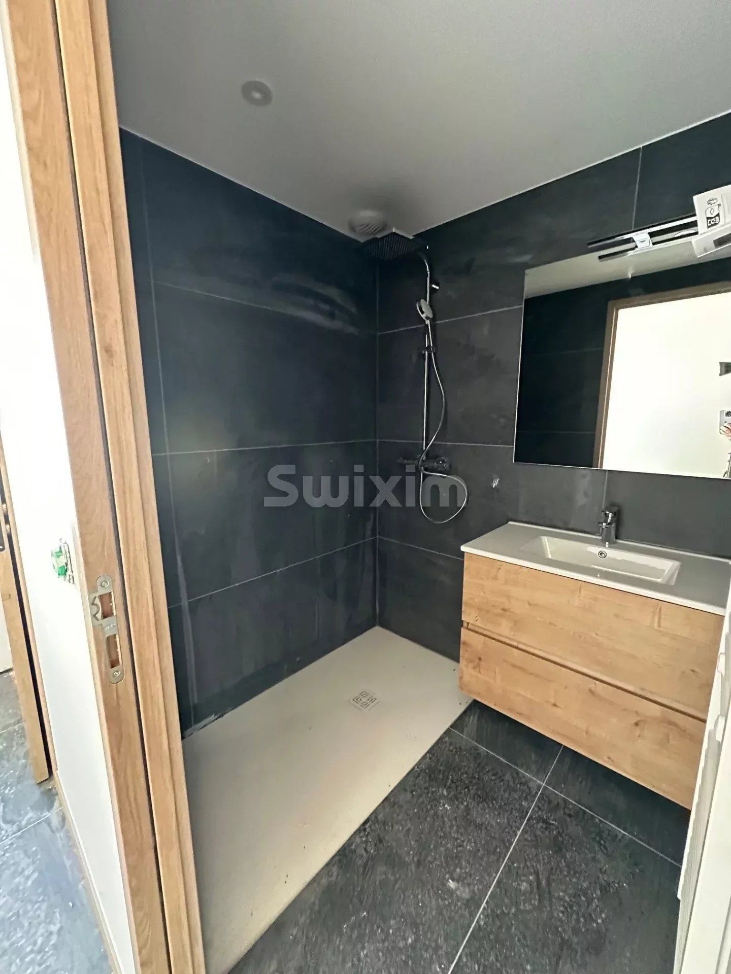 apartment 5 Rooms for sale on Les Déserts (73230)