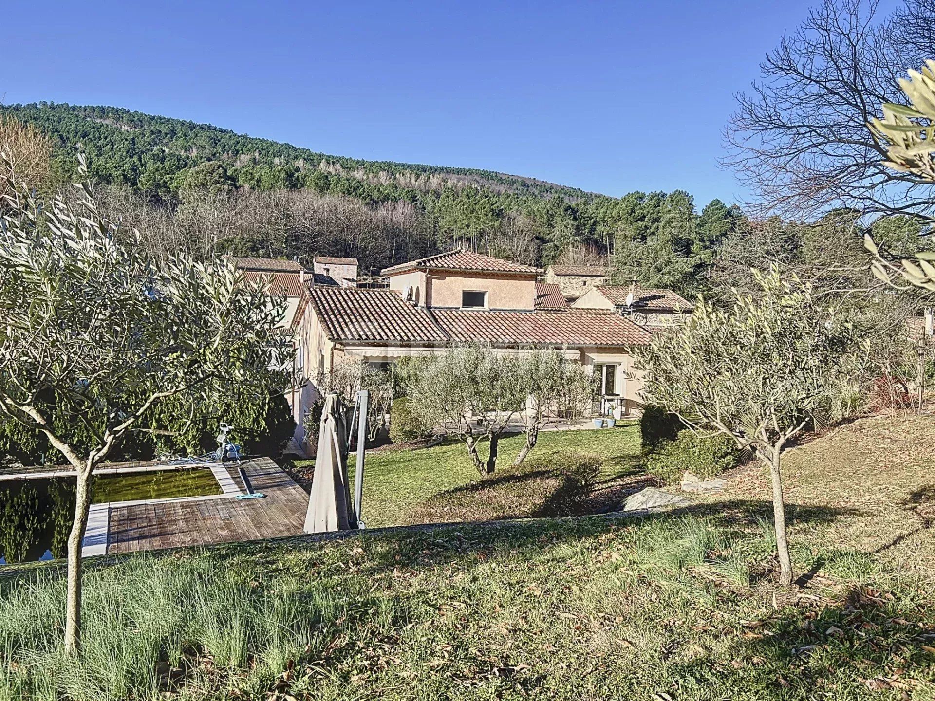 villa 7 Pièces en vente sur Portes (30530)