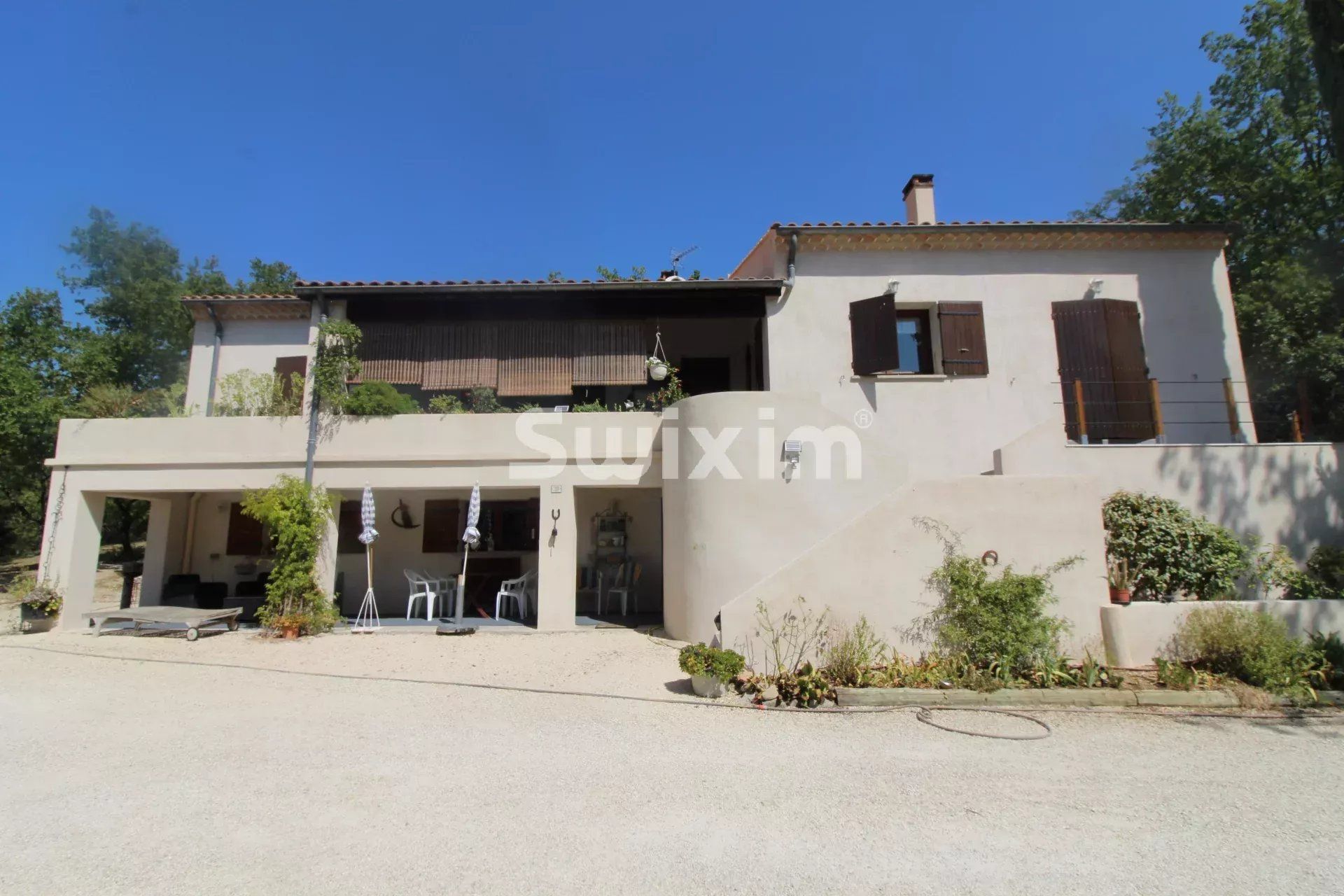 casa 7 Camere in vendita su Valaurie (26230)