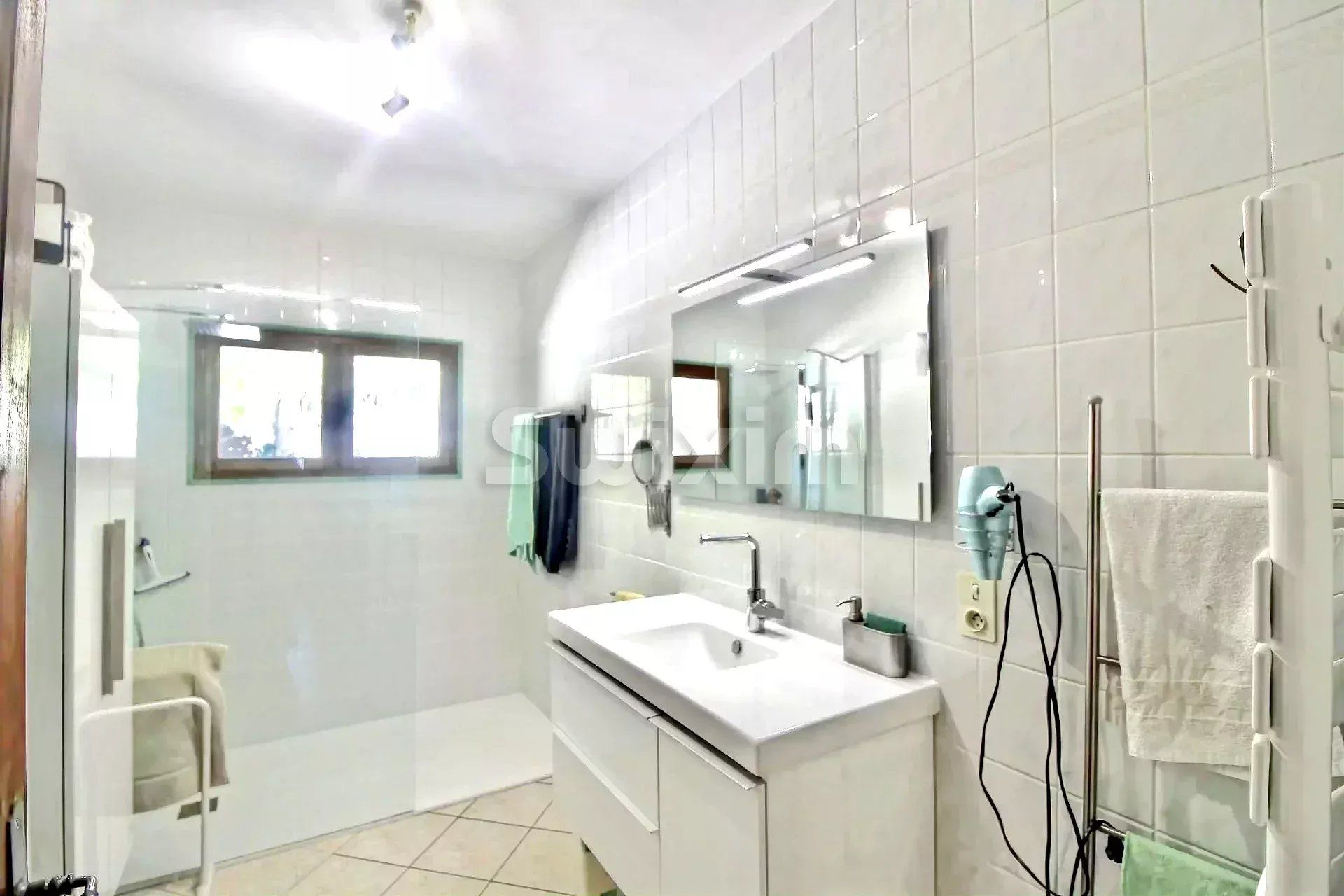 casa 7 Quartos para venda sobre Valaurie (26230)