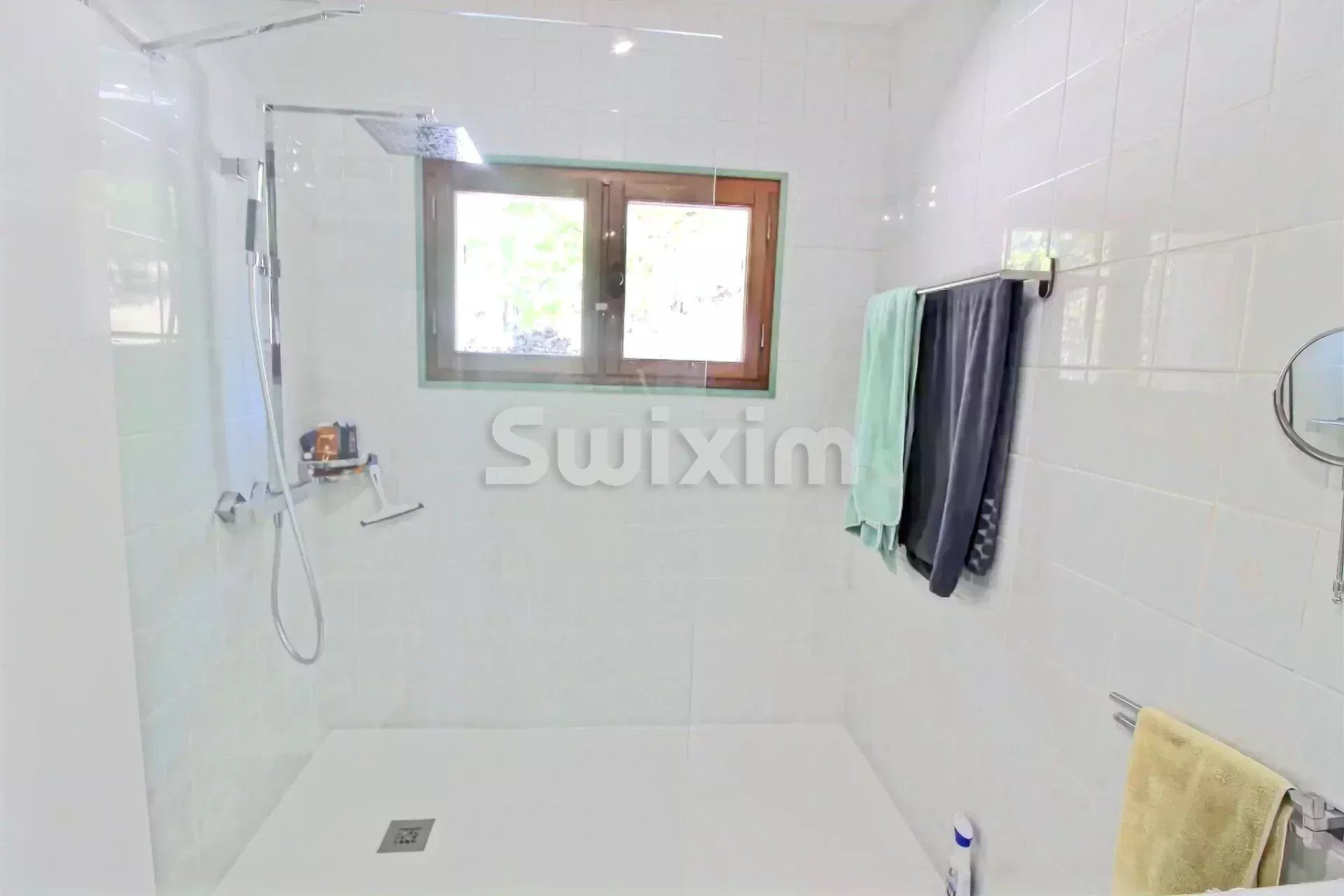 casa 7 Quartos para venda sobre Valaurie (26230)