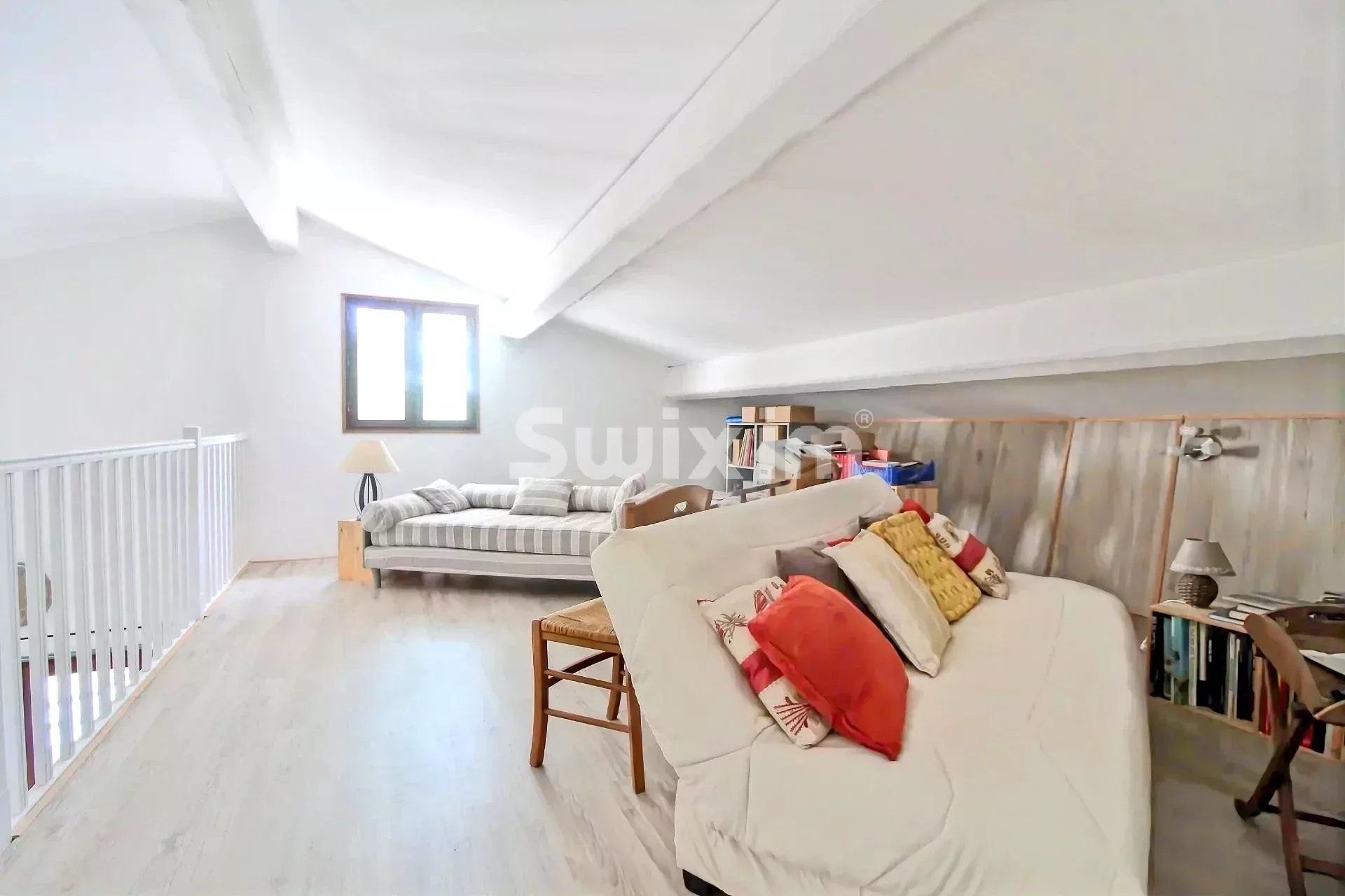 casa 7 Camere in vendita su Valaurie (26230)