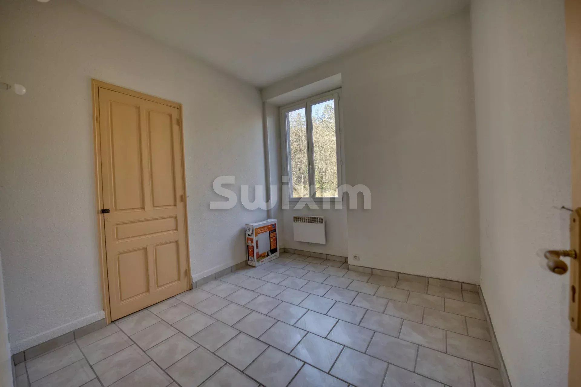 apartment 4 Rooms for sale on Chamborigaud (30530)