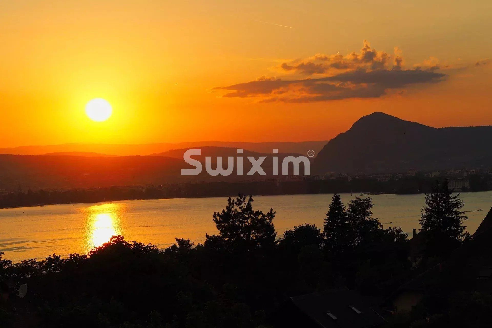 house 6 Rooms for sale on Annecy (74000)