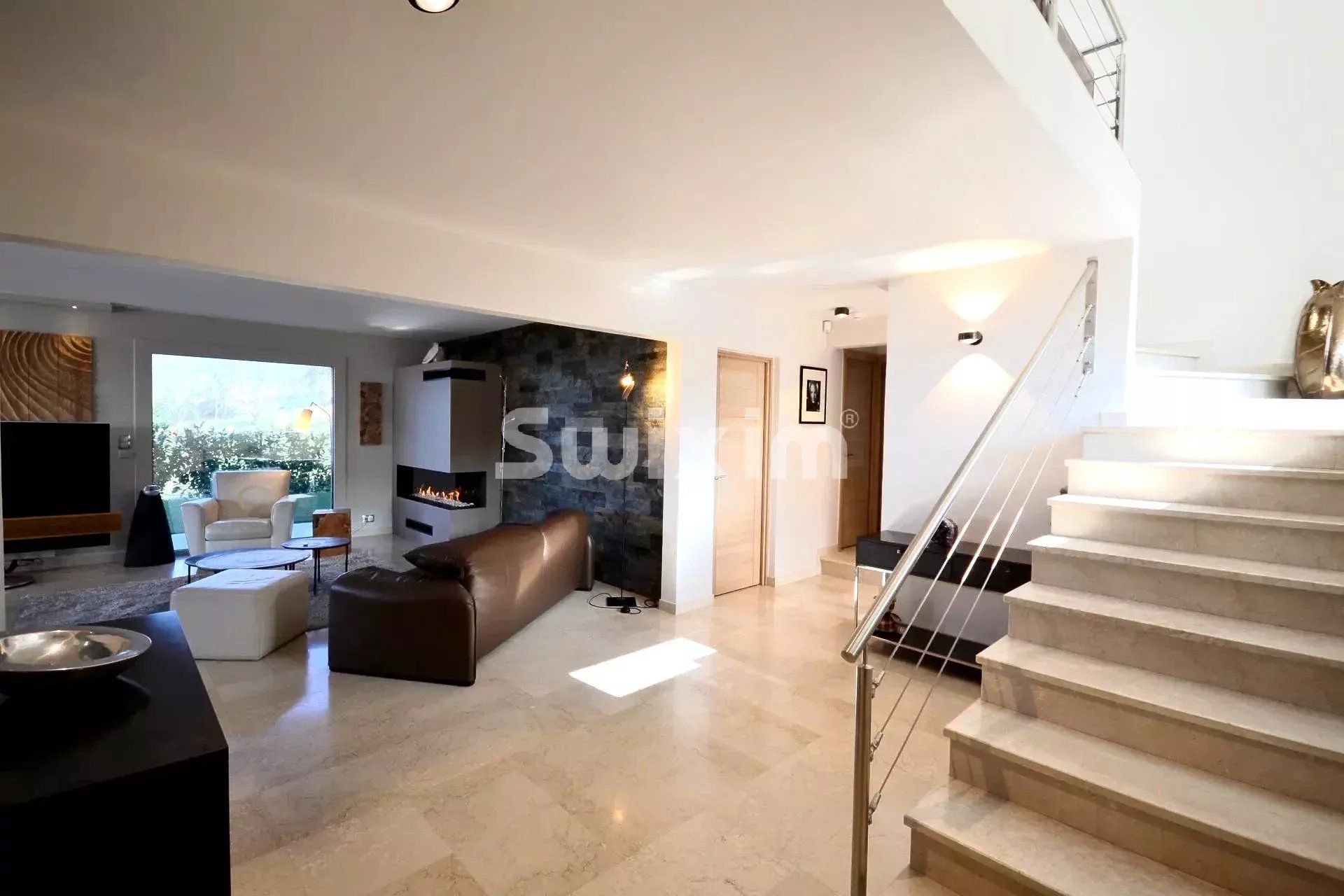house 6 Rooms for sale on Annecy (74000)