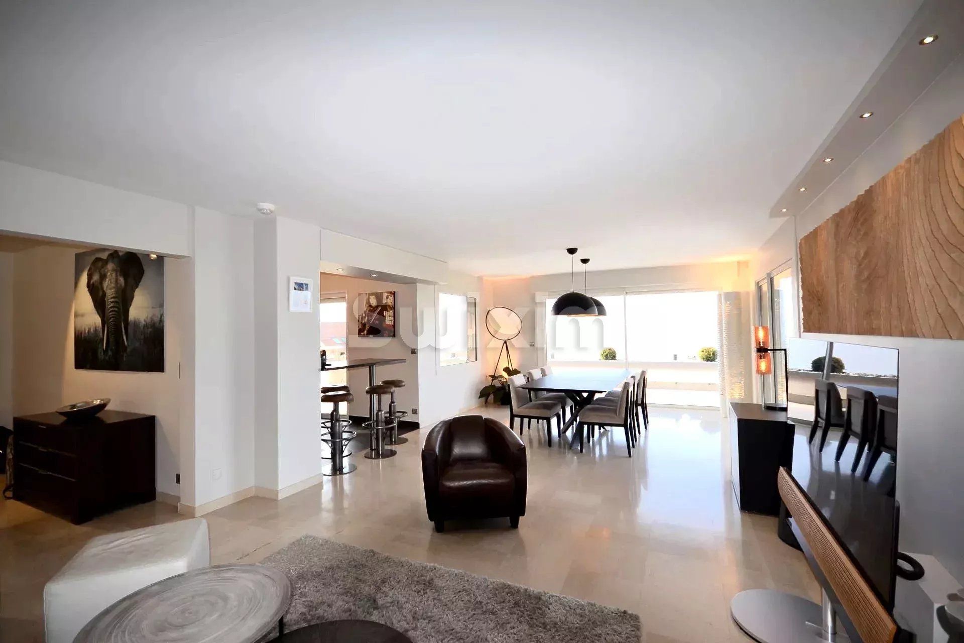 house 6 Rooms for sale on Veyrier-du-Lac (74290)