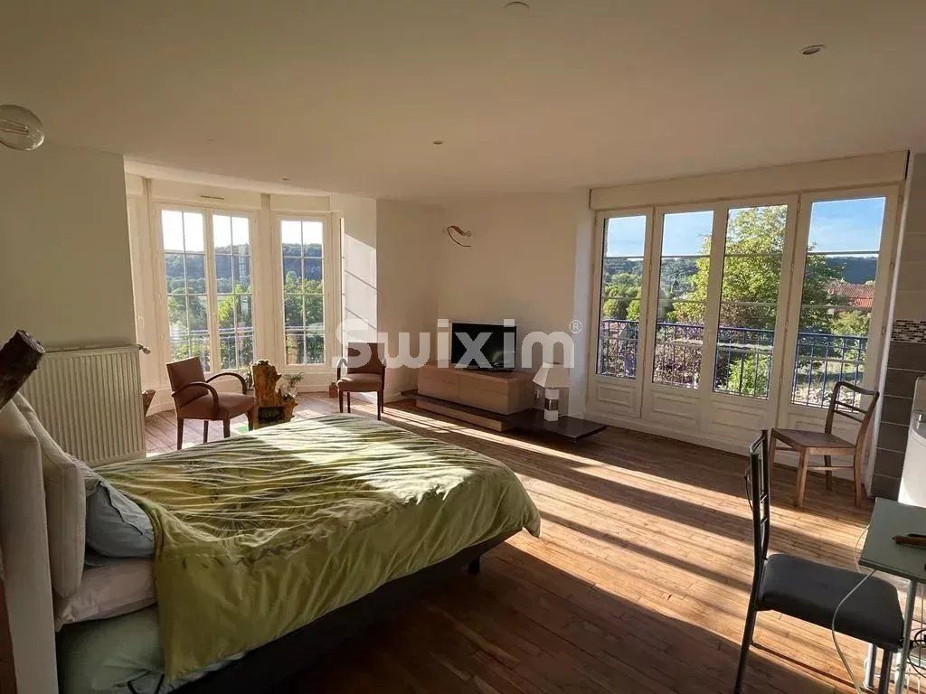 casa 9 Camere in vendita su Avallon (89200)