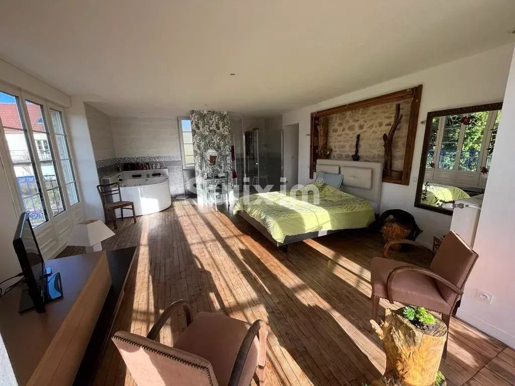 casa 9 Camere in vendita su Avallon (89200)