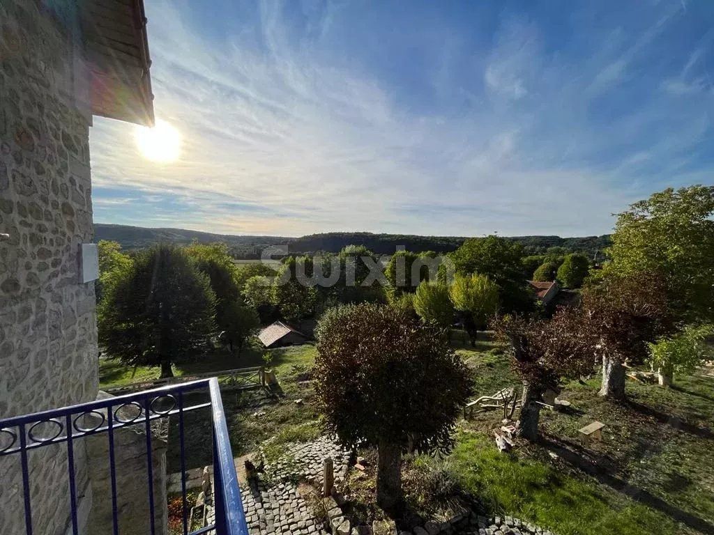 casa 9 Quartos para venda sobre Avallon (89200)