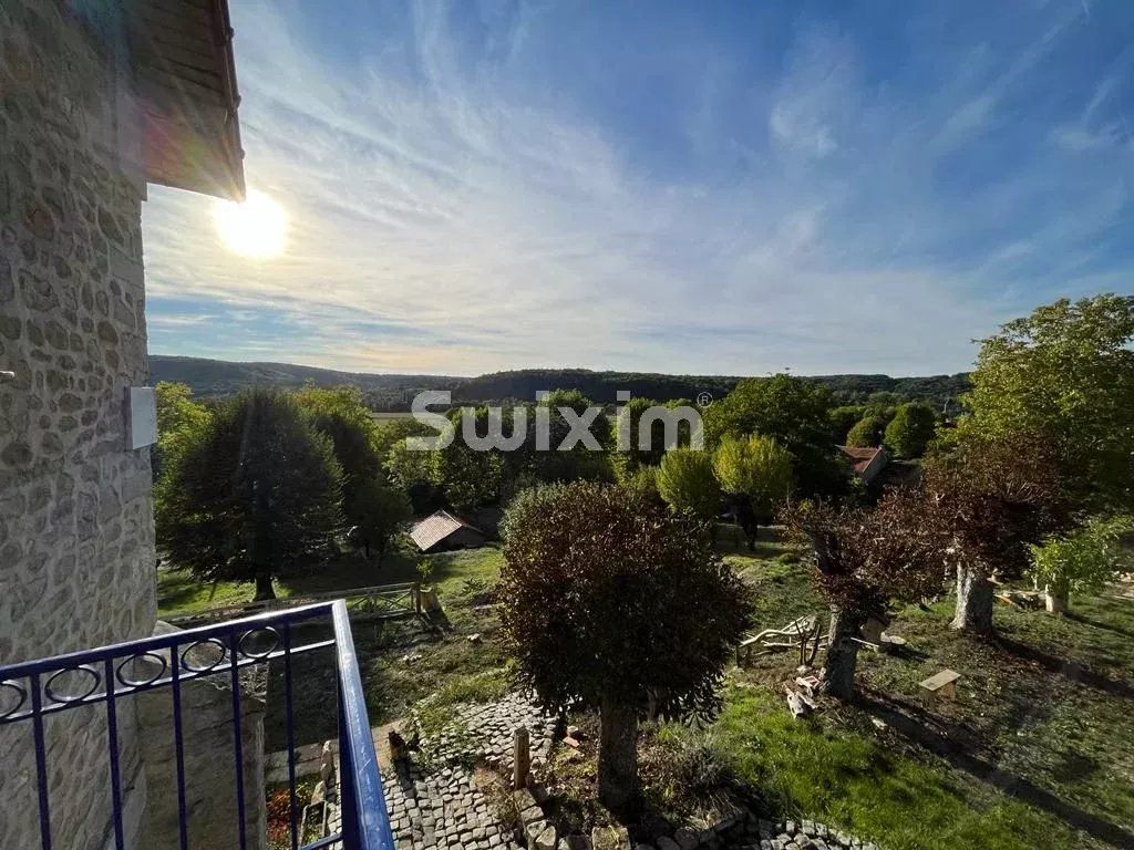 casa 9 Camere in vendita su Avallon (89200)