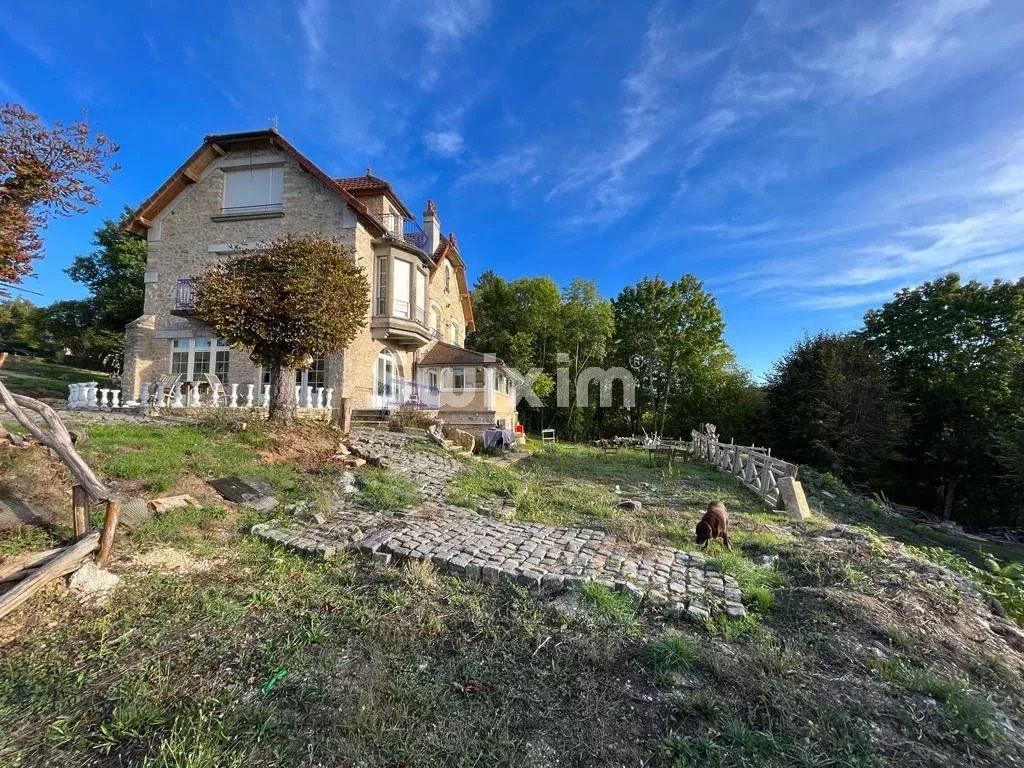 casa 9 Camere in vendita su Avallon (89200)