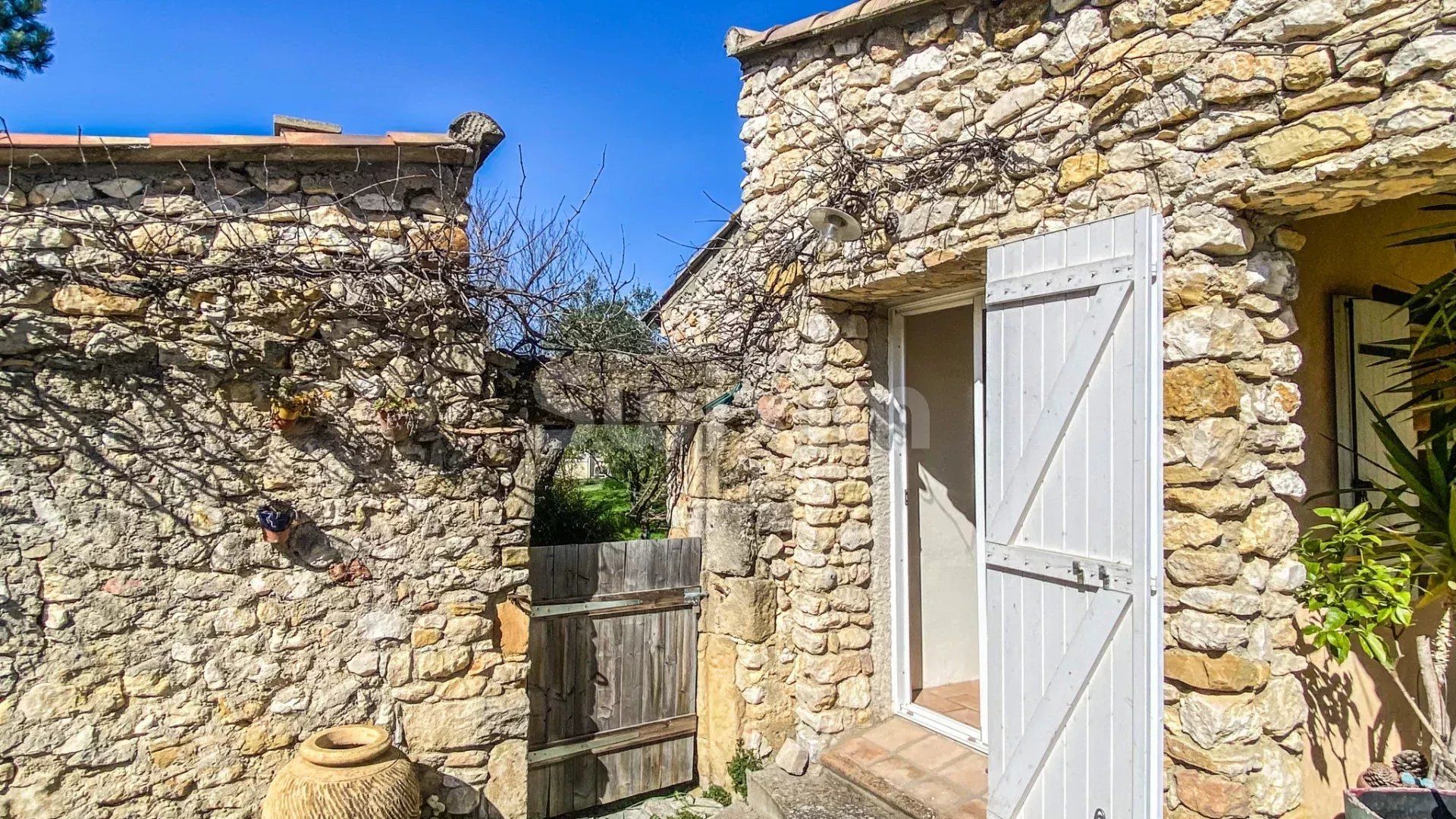 mas 7 Camere in vendita su Uzès (30700)