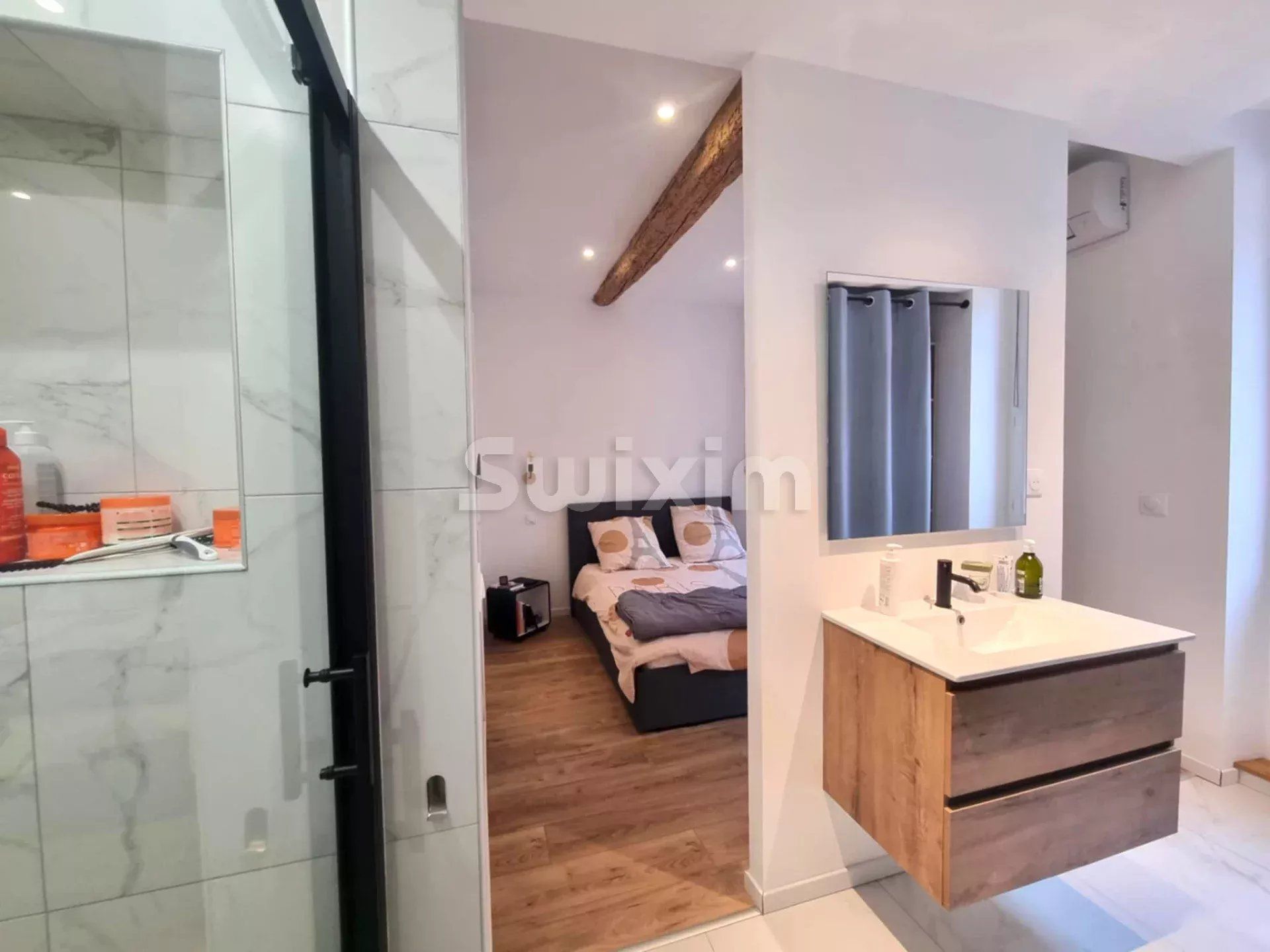 townhouse 8 Rooms for sale on Les Arcs (83460)