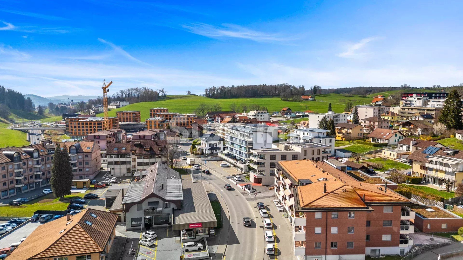 commercial local 1 room for sale on Châtel-Saint-Denis (1618)