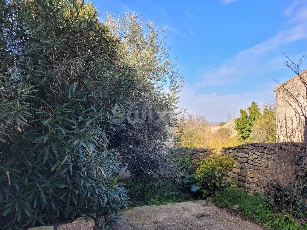 house 4 Rooms for sale on Blauzac (30700)