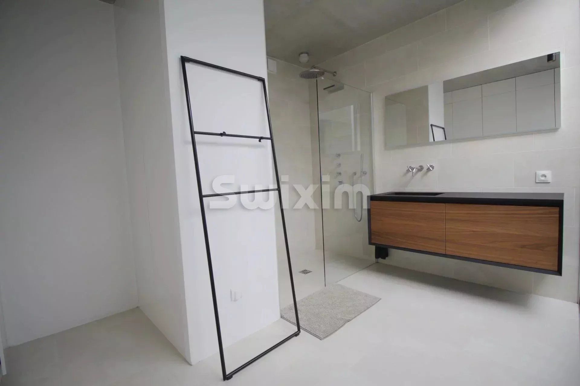 casa 7 Camere in vendita su Saint-Julien-en-Genevois (74160)