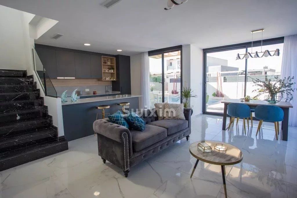 haus 5 Zimmer zum verkauf auf Torrevieja (03180)