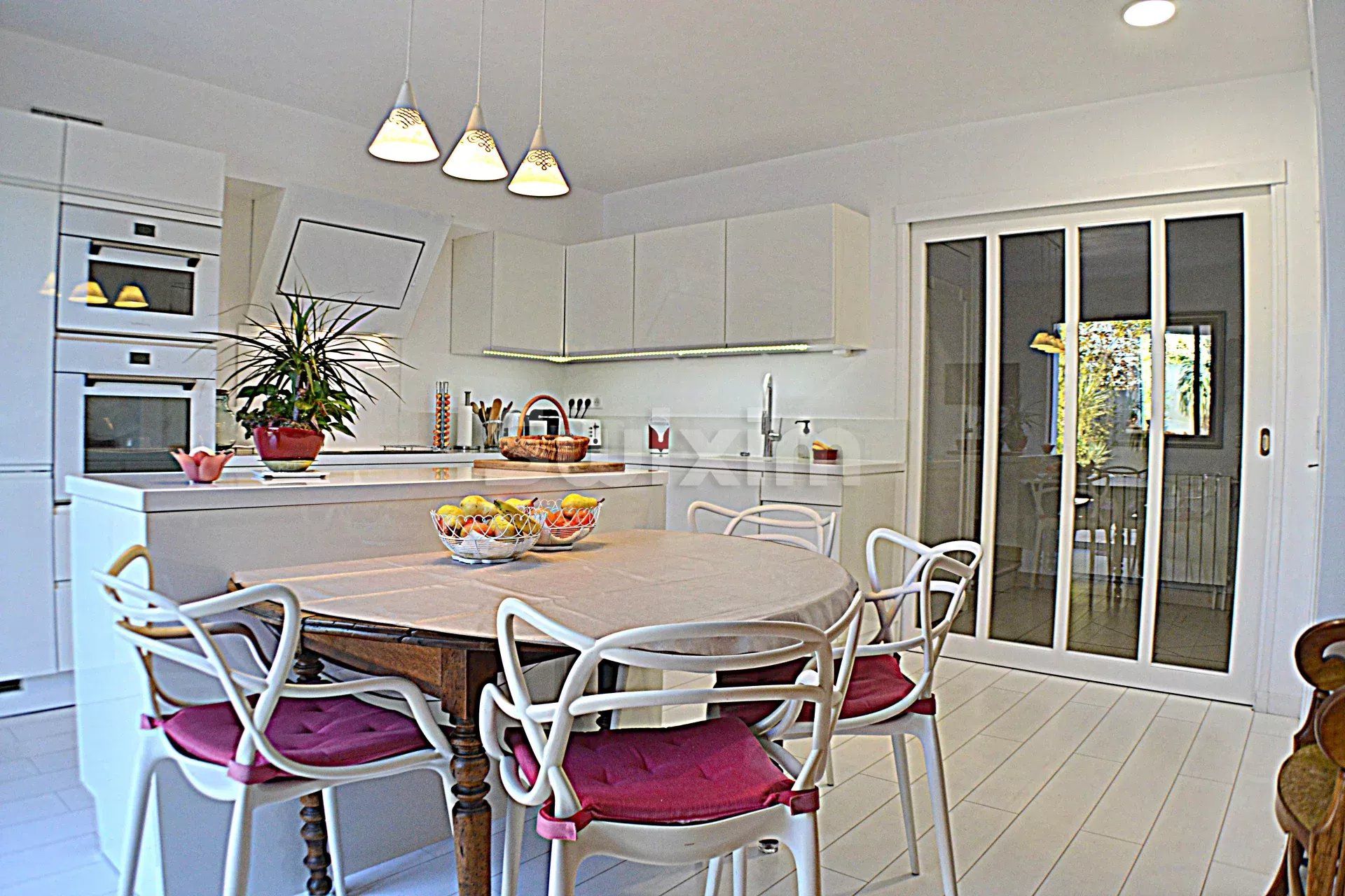 villa 5 Camere in vendita su Bouillargues (30230)