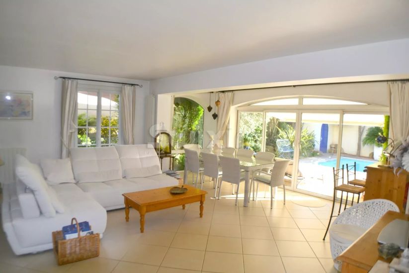 Vente Villa Bouillargues 5 Pièces 160 m²