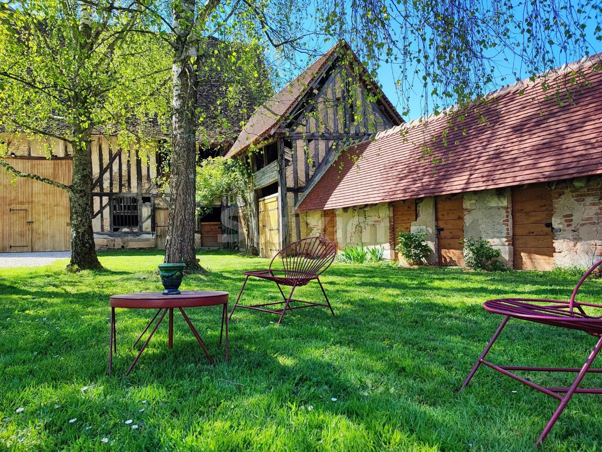 proprietà 8 Camere in vendita su Beaune (21200)