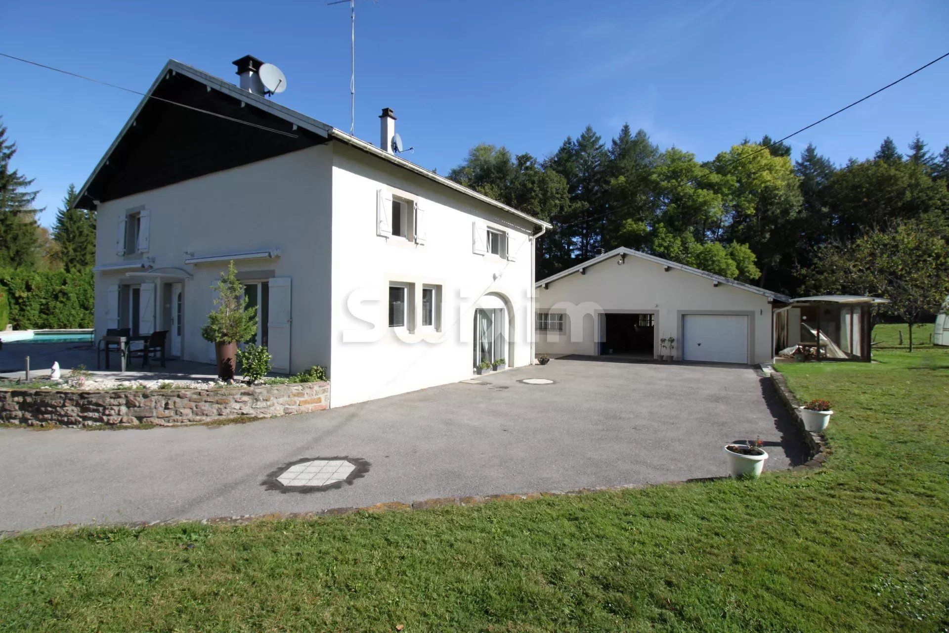 casa 8 Salas en venta en Hadol (88220)