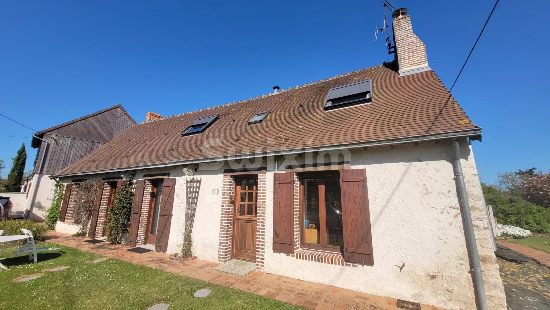 proprietà 8 Camere in vendita su Vievy-le-Rayé (41290)