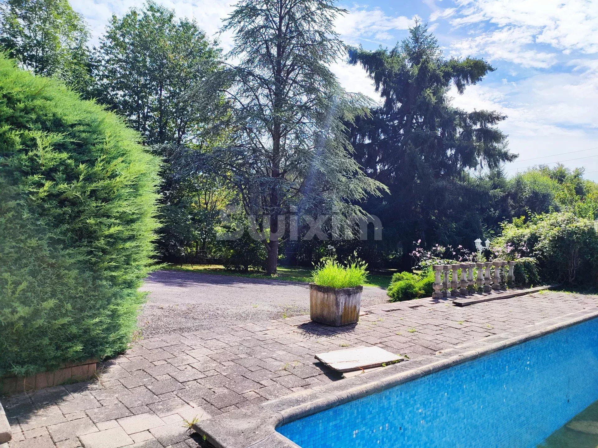 casa 11 Camere in vendita su Lavelanet (09300)