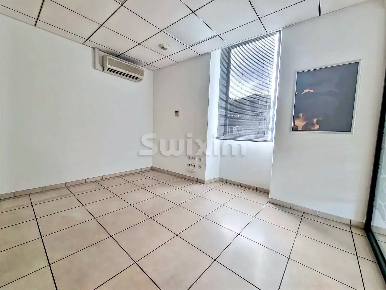 local comercial 9 Salas en alquiler en Cambo-les-Bains (64250)