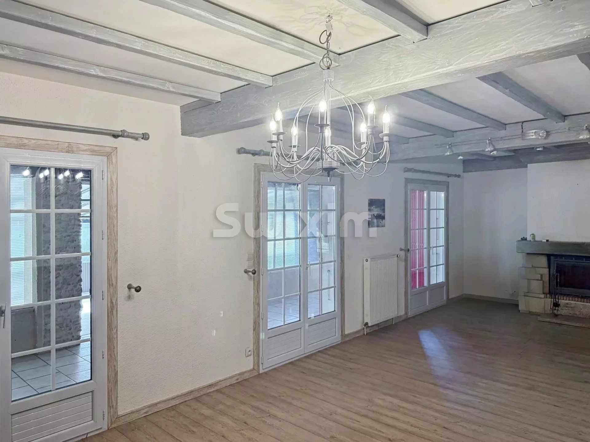 propriété 5 Pièces en vente sur Colonzelle (26230)